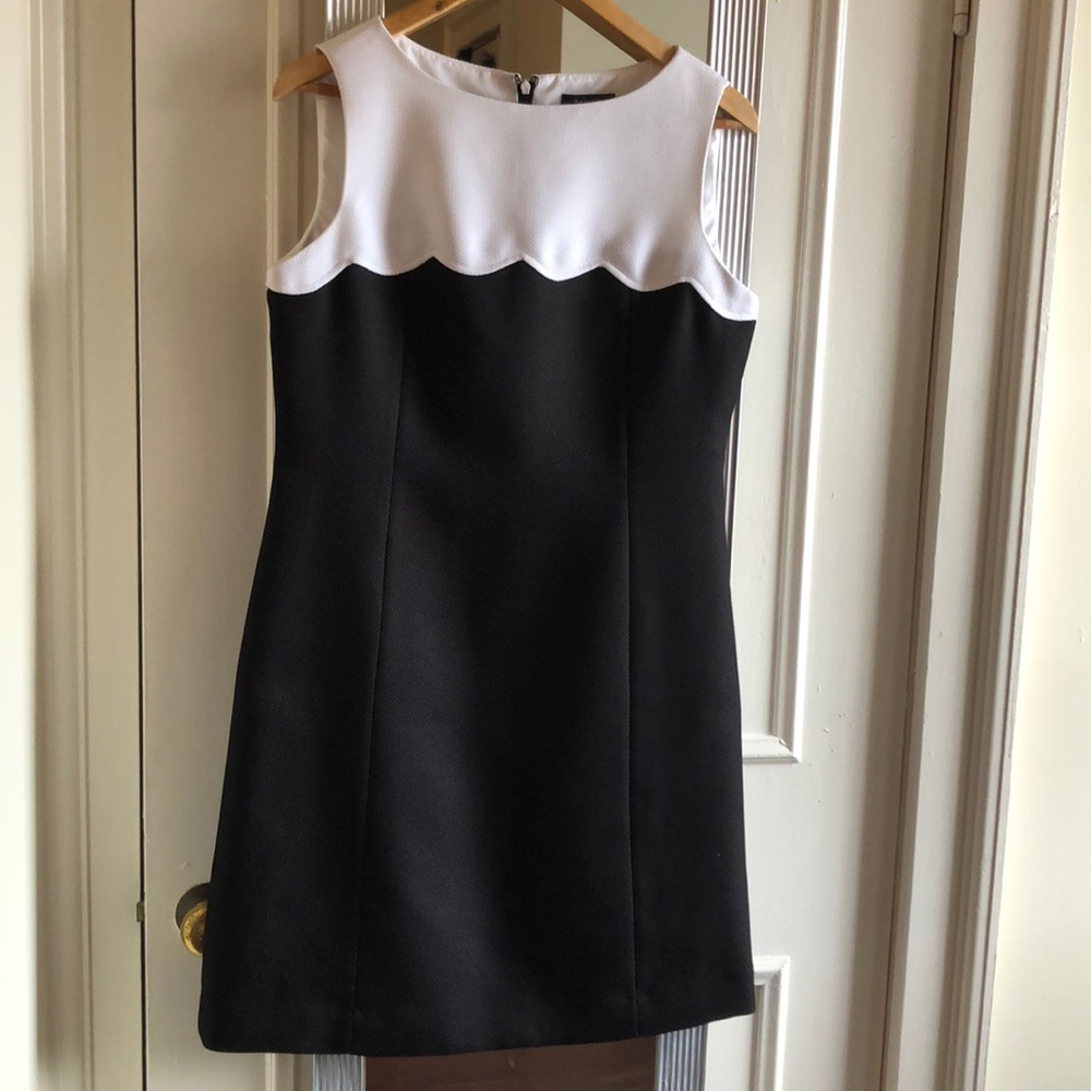 Tabard Work or Cocktail Dress - W’s 8